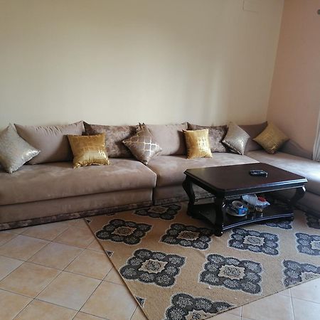 Lilac'S Garden Vue Piscine المضيق المظهر الخارجي الصورة