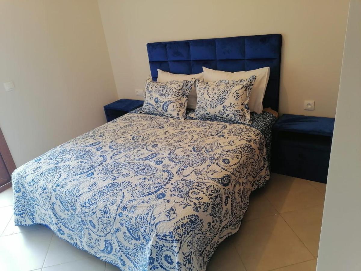 Lilac'S Garden Vue Piscine المضيق المظهر الخارجي الصورة